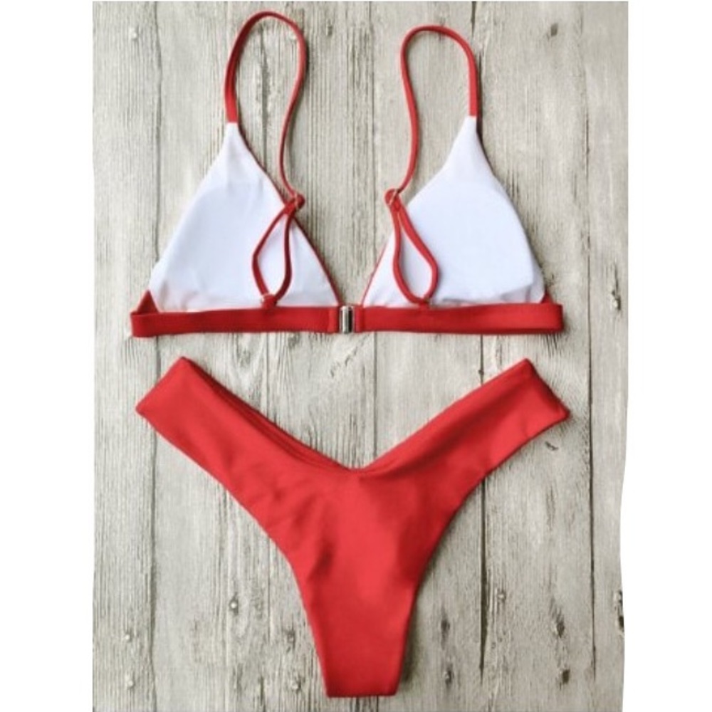 Red Bikini Set - Picture 2 of 4